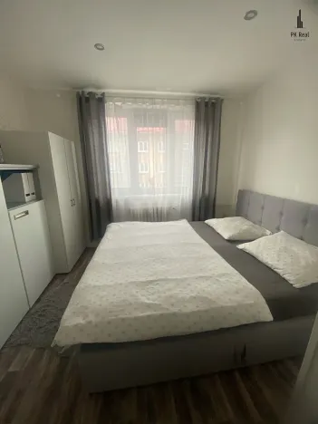 Pronájem bytu 2+1, Znojmo, Smetanova, 53 m2