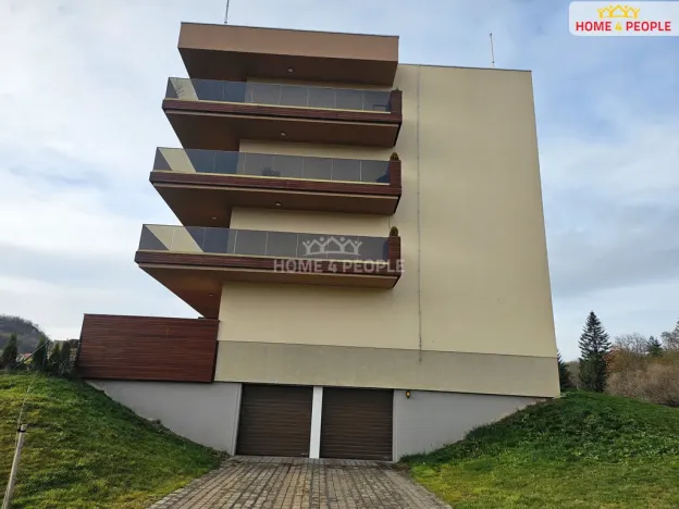Pronájem bytu 2+kk, Slaný, Lázeňská, 78 m2