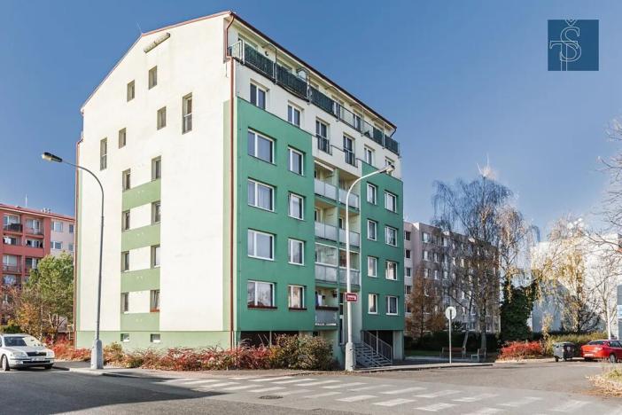 Prodej bytu 3+1, Praha - Újezd nad Lesy, Žárovická, 68 m2