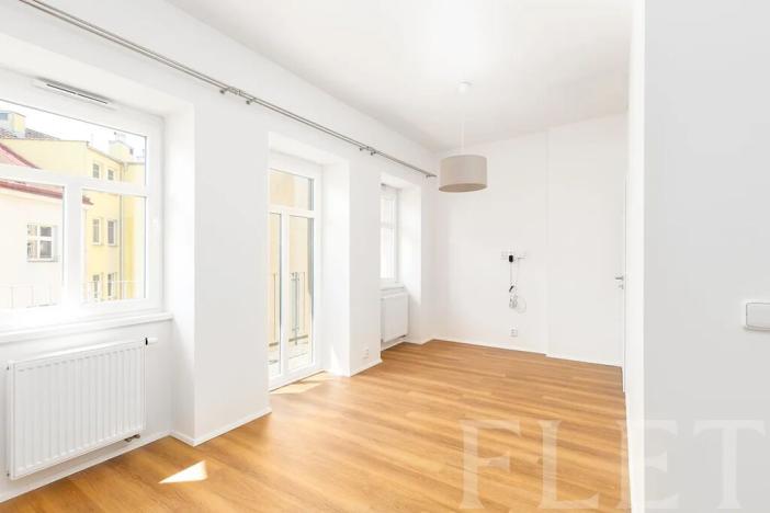 Pronájem bytu 1+kk, Praha - Libeň, Kotlaska, 25 m2