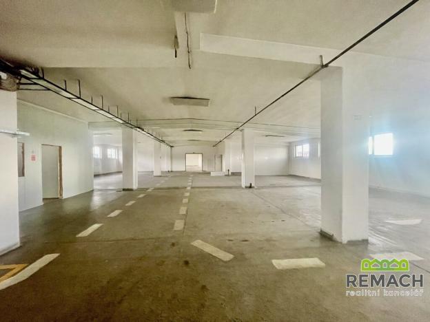 Pronájem skladu, Uherské Hradiště, Sokolovská, 950 m2