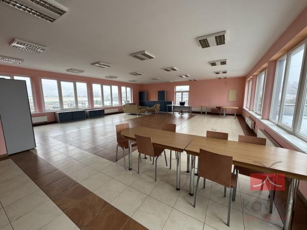 Pronájem kanceláře, Světlá nad Sázavou, V Polích, 160 m2