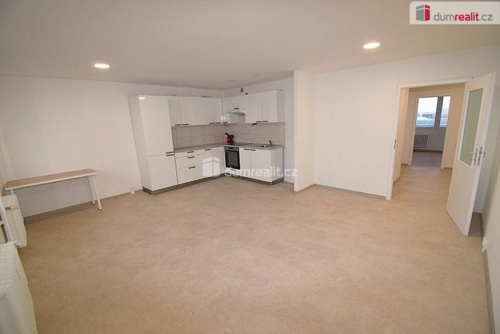 Pronájem bytu 3+kk, Praha - Braník, Novodvorská, 70 m2