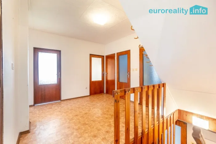 Prodej rodinného domu, Nový Bor, Ke Koupališti, 250 m2