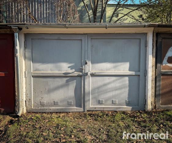 Prodej garáže, Brno, Košinova, 18 m2