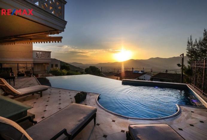 Prodej vily, Anatoliki Attiki,Řecko, 1285 m2