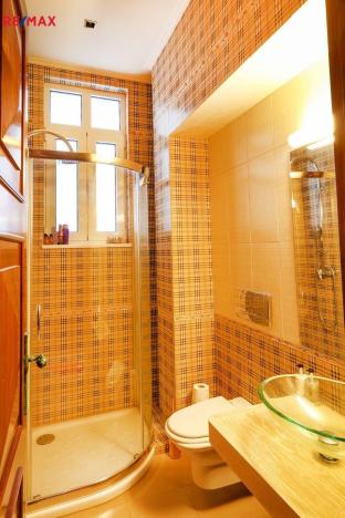 Prodej vily, Anatoliki Attiki,Řecko, 1285 m2