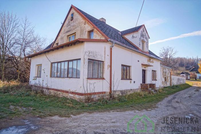 Prodej rodinného domu, Supíkovice, 530 m2