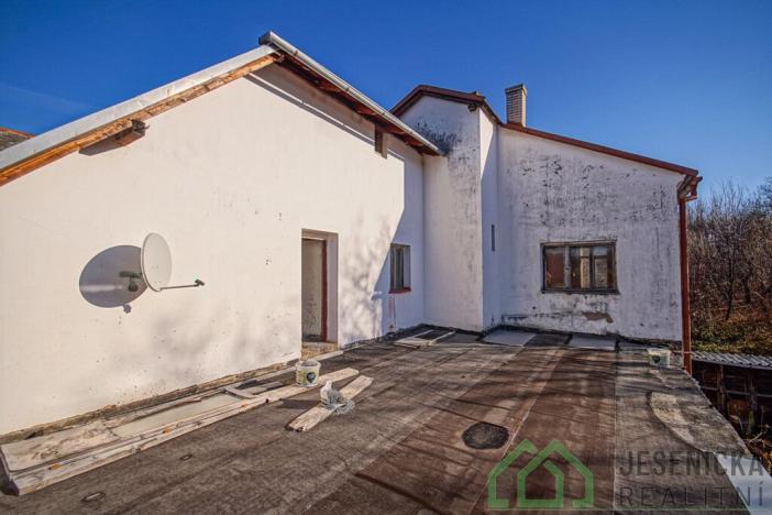 Prodej rodinného domu, Supíkovice, 530 m2