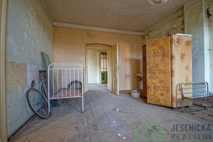 Prodej rodinného domu, Supíkovice, 530 m2