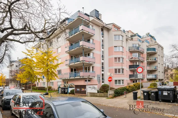 Prodej bytu 2+kk, Praha - Strašnice, Na hroudě, 71 m2