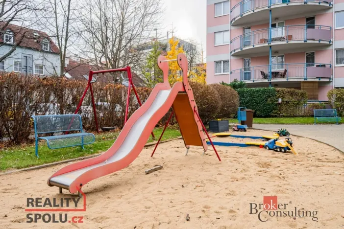 Prodej bytu 2+kk, Praha - Strašnice, Na hroudě, 71 m2