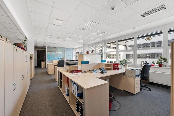 Pronájem kanceláře, Praha - Smíchov, Karla Engliše, 1150 m2