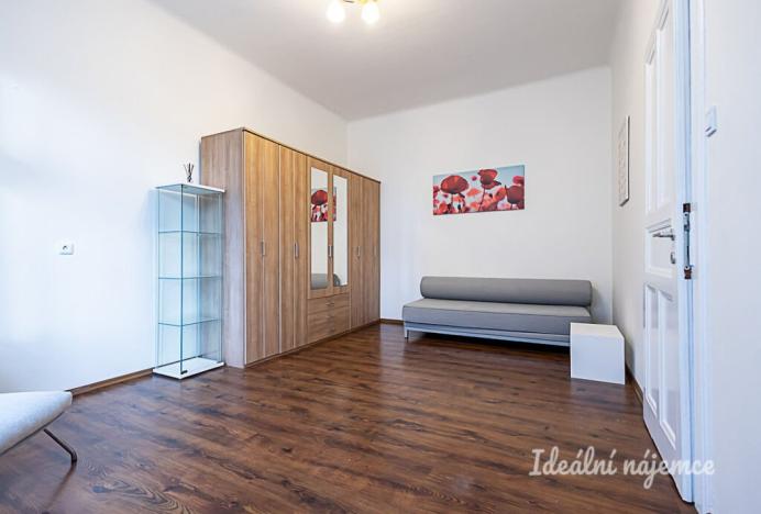 Pronájem bytu 2+kk, Praha - Holešovice, Na Maninách, 47 m2