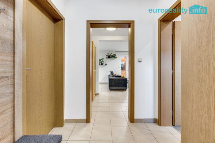 Prodej rodinného domu, Jinočany, Smetanova, 157 m2