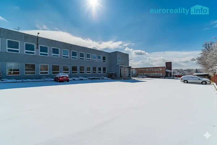 Pronájem skladu, Mariánské Lázně, třída Vítězství, 900 m2