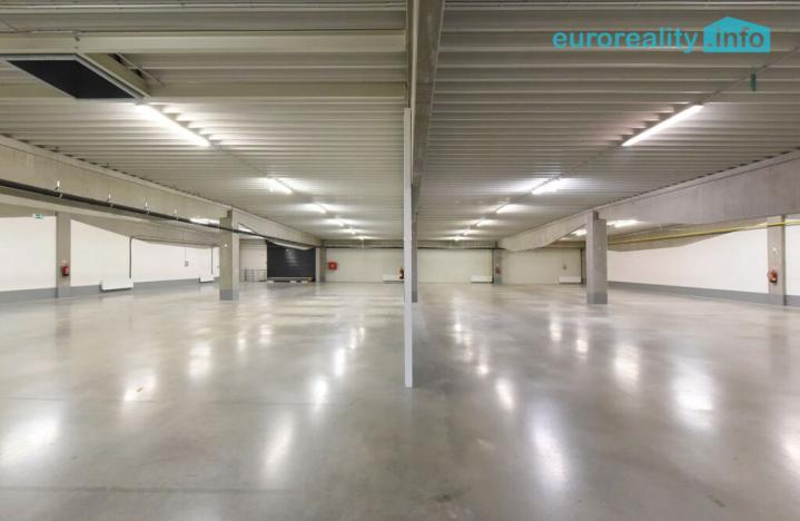 Pronájem skladu, Mariánské Lázně, 900 m2
