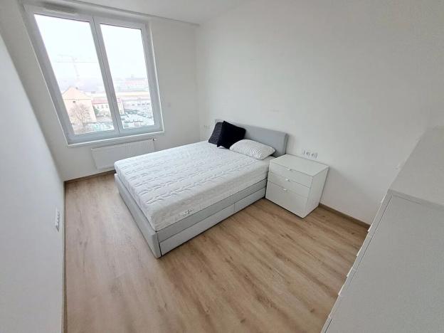Pronájem bytu 3+kk, Brno, Fuchsova, 82 m2