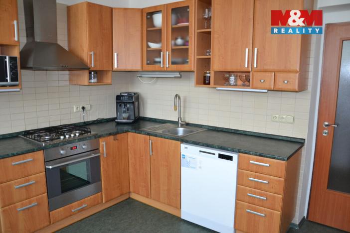 Prodej bytu 3+1, Jaroměř - Pražské Předměstí, Husova, 124 m2