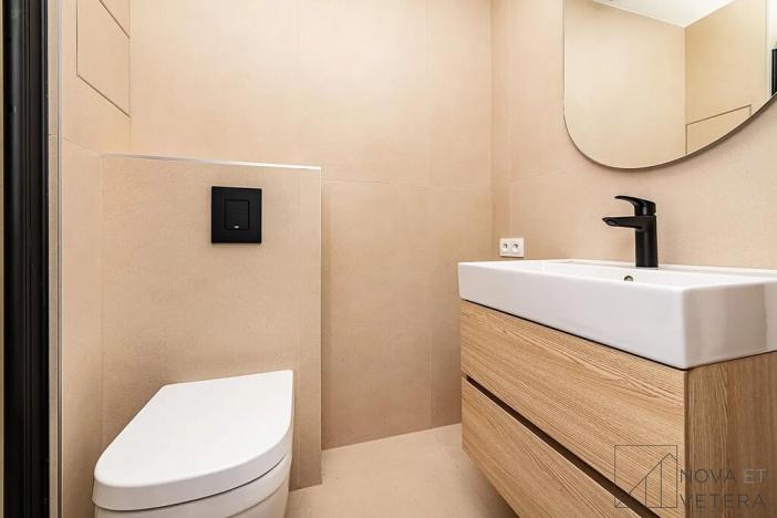 Prodej bytu 3+kk, Praha - Holešovice, Osadní, 82 m2