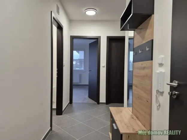 Pronájem bytu 3+kk, Praha - Prosek, Čakovická, 83 m2