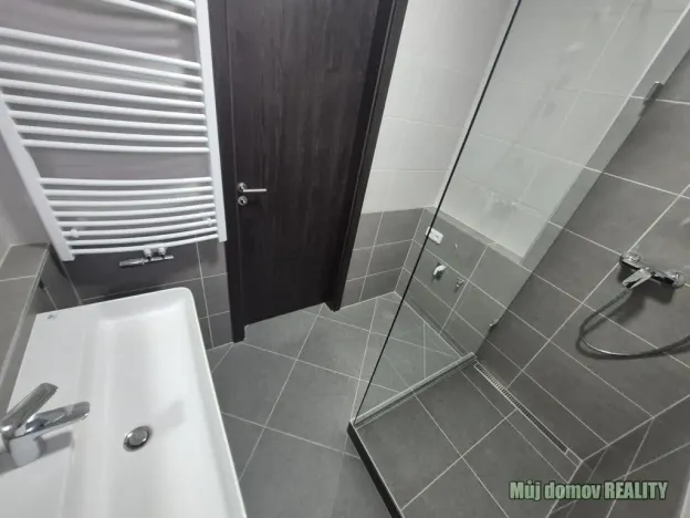 Pronájem bytu 3+kk, Praha - Prosek, Čakovická, 83 m2