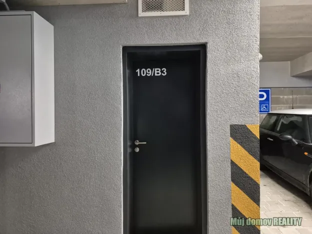 Pronájem bytu 3+kk, Praha - Prosek, Čakovická, 83 m2