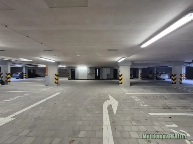 Pronájem bytu 3+kk, Praha - Prosek, Čakovická, 83 m2