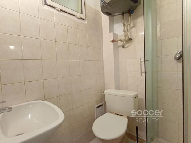 Pronájem kanceláře, Praha - Holešovice, Kamenická, 42 m2