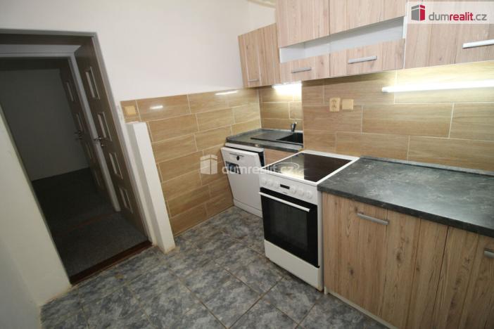 Pronájem bytu 2+1, Mariánské Lázně, Hlavní třída, 67 m2