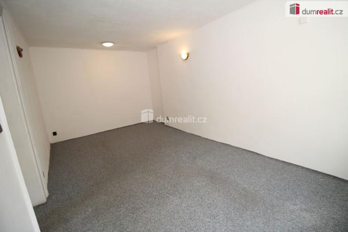 Pronájem bytu 2+1, Mariánské Lázně, Hlavní třída, 67 m2