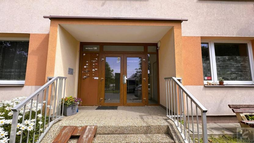 Pronájem bytu 2+1, Liberec - Liberec XXX-Vratislavice nad Nisou, Nad Školou, 51 m2