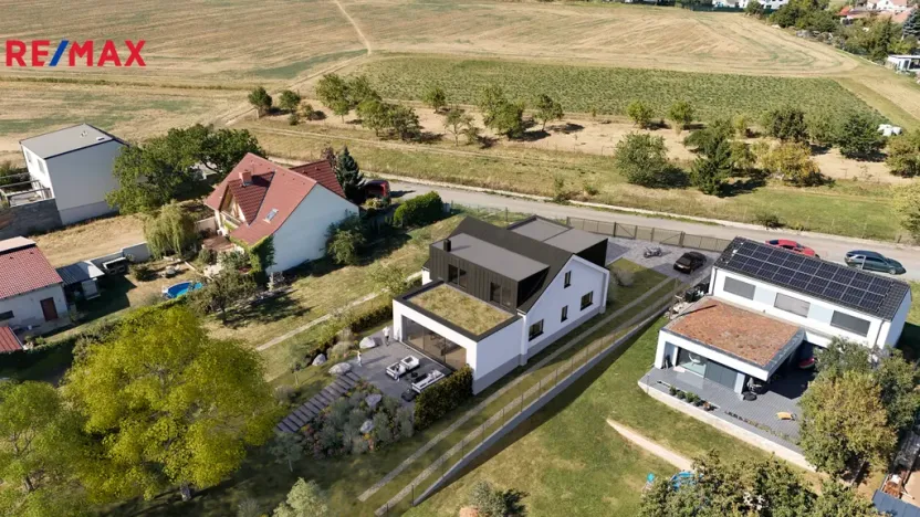 Prodej rodinného domu, Pozořice, 277 m2