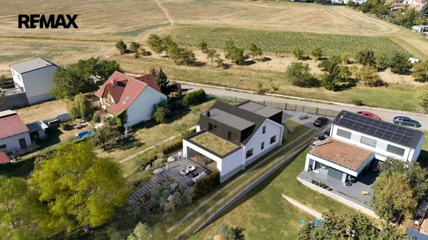 Prodej rodinného domu, Pozořice, 277 m2