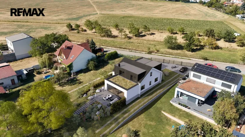 Prodej rodinného domu, Pozořice, 277 m2