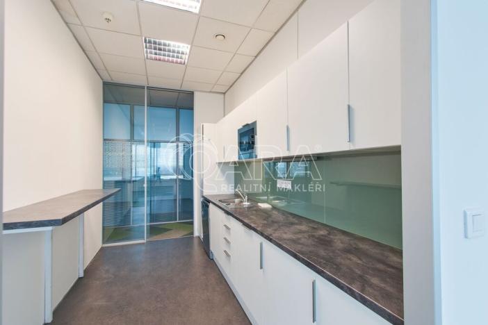 Pronájem kanceláře, Praha - Chodov, Türkova, 500 m2