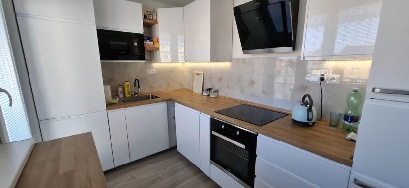 Prodej bytu 2+1, Slaný, Stehlíkova, 56 m2