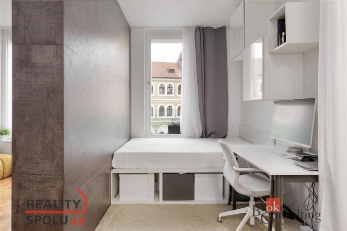 Pronájem bytu 2+kk, Praha - Smíchov, Švédská, 42 m2
