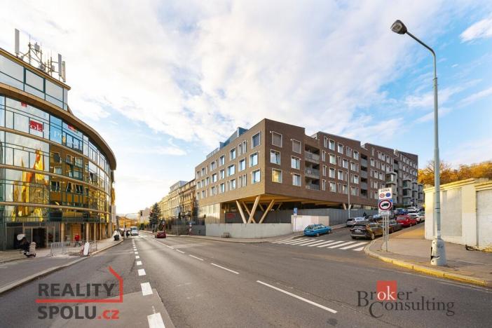 Pronájem bytu 2+kk, Praha - Smíchov, Švédská, 42 m2