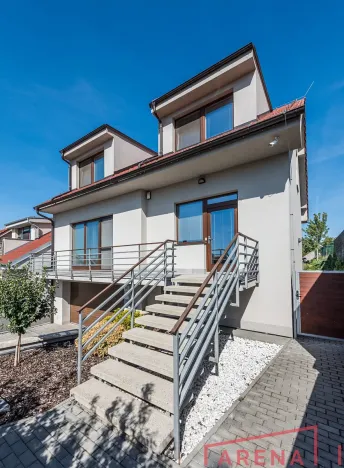 Prodej rodinného domu, Šlapanice, Za Humny, 250 m2