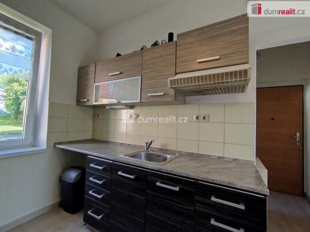 Prodej bytu 1+1, Nejdek, Poštovní, 35 m2