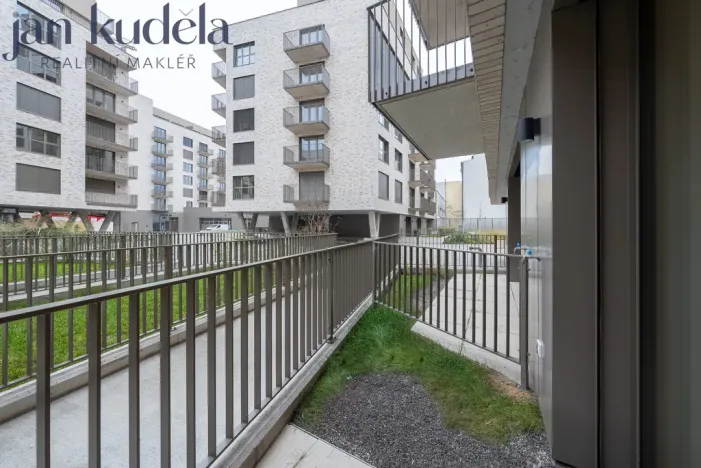 Pronájem bytu 1+kk, Brno, Bratislavská, 36 m2