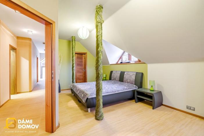 Prodej rodinného domu, Hodonín, Mírové nám., 279 m2