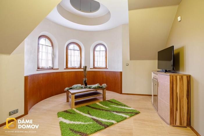 Prodej rodinného domu, Hodonín, Mírové nám., 279 m2