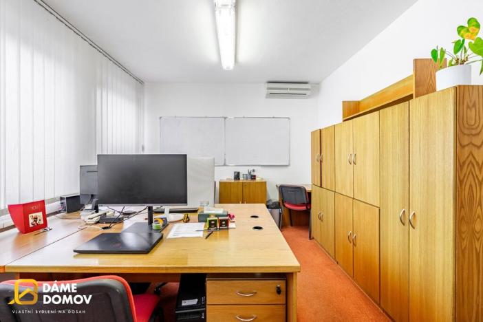 Prodej skladu, Zlín, 1153 m2