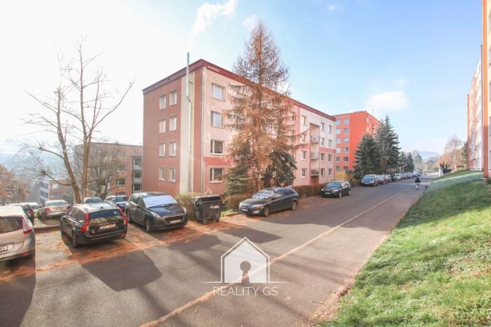 Prodej bytu 3+1, Jílové, Školní, 65 m2