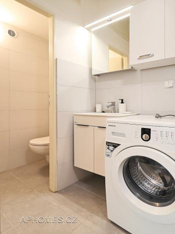 Pronájem bytu 1+kk, Praha - Nusle, Petra Rezka, 32 m2