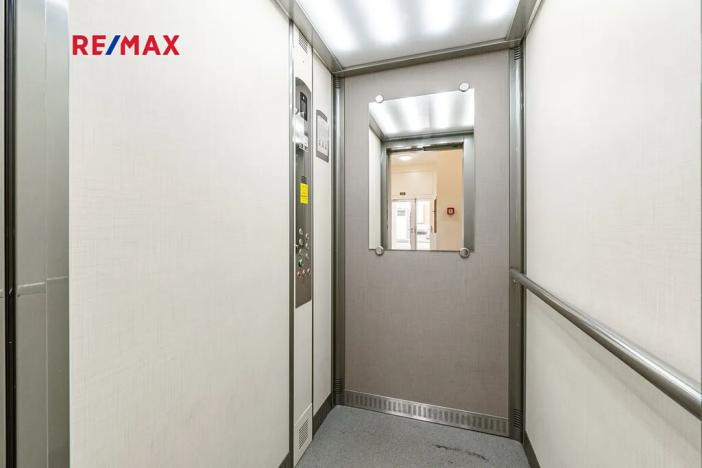 Prodej bytu 2+kk, České Budějovice, České Vrbné, 77 m2