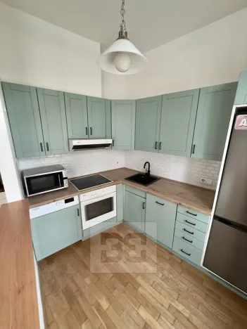 Pronájem bytu 2+kk, Praha - Holešovice, Umělecká, 58 m2