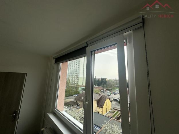 Pronájem bytu 1+1, Chomutov, Kostnická, 36 m2